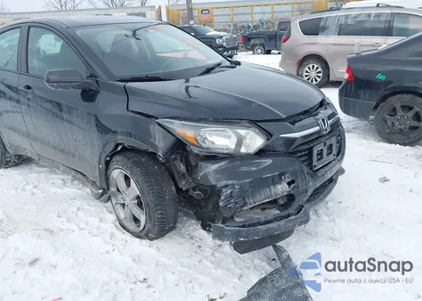2017 Honda Hr-V Lx z USA, uszkodzony, nr VIN 3CZRU6H37HM732769